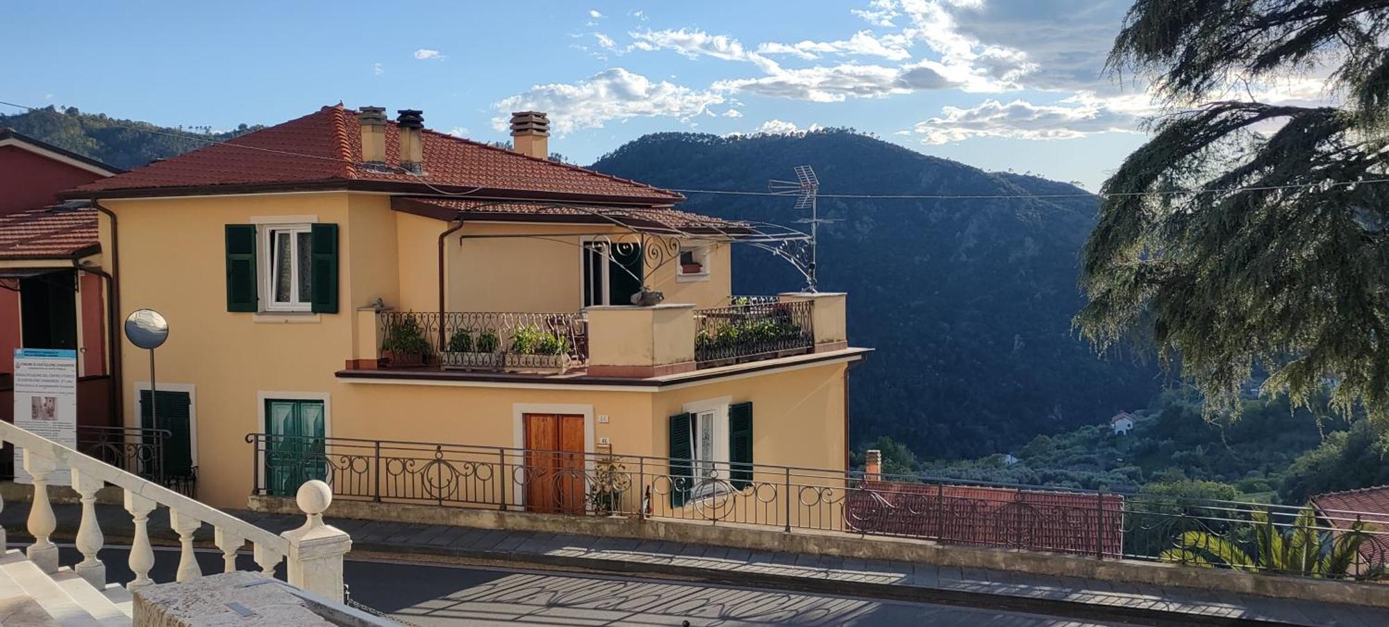 Camera Tra Le Cinque Terre, Camogli E Portofino. Vista Valle E Scorcio Mare All'Orizzonte Castiglione Chiavarese Exteriör bild